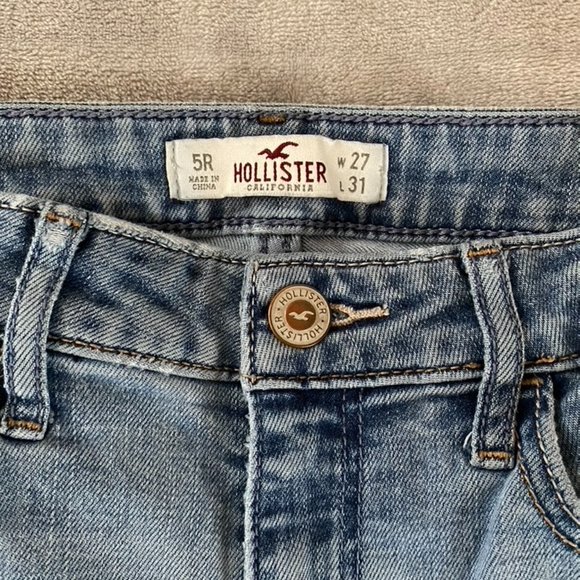 Hollister Ripped Jeans - Picture 6 of 7